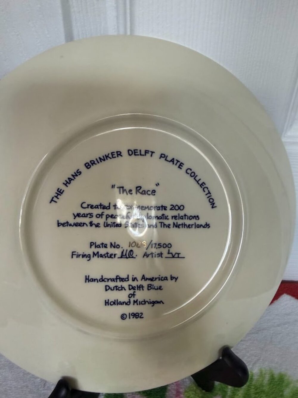 Vintage The Hans Brinker Delft Plate Collection ''Thee Race'' 1982 - Picture 4 of 4